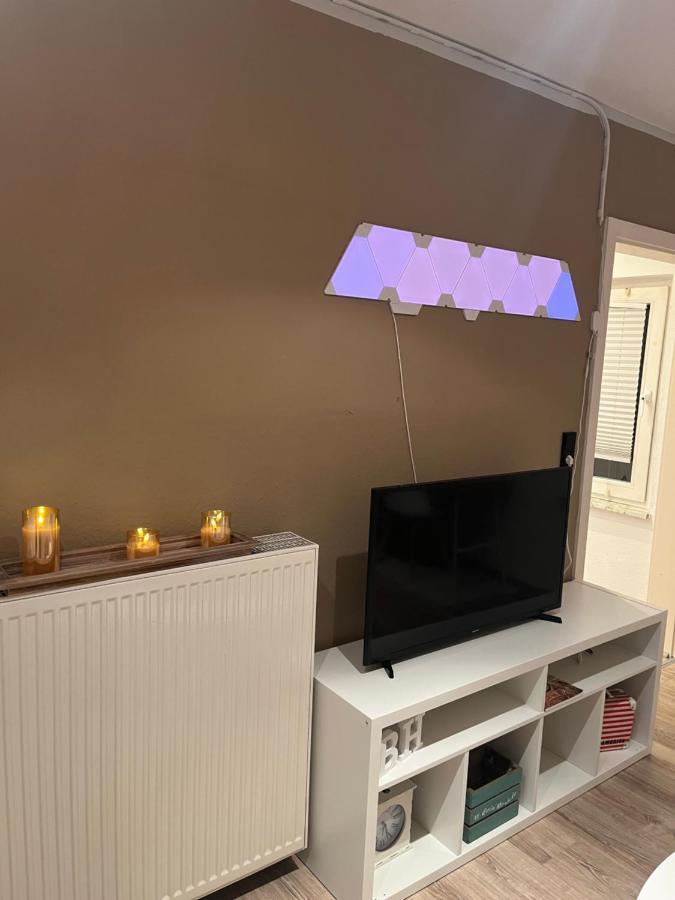 Sandys-Beachhouse Em 2024 Stadion -16 Fahrminuten Ferienwohnung Abtei Brauweiler Business Kueche Klima Parken Relax Travel Work Koeln Naehe 普尔海姆 外观 照片